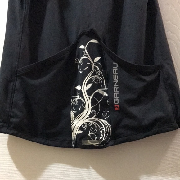 LouisGarneau Reflective Tank with pockets - Picture 8 of 10